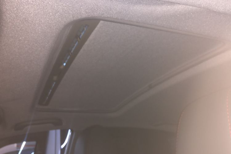 Used Haima M3 2017 1.5L Manual Comfort Model Interior 3
