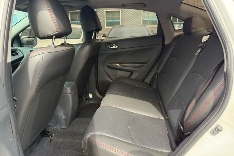 Used Haima M3 2017 1.5L Manual Comfort Model Interior 5