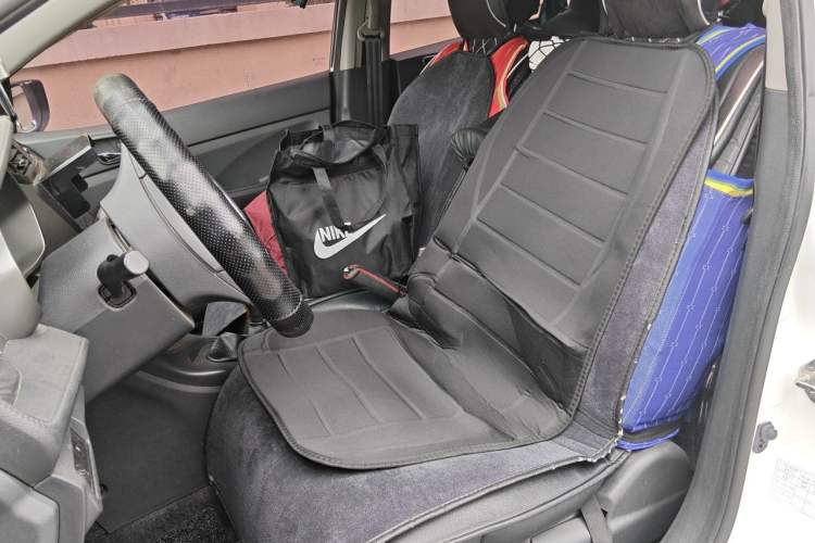 Used Haima M3 2017 1.5L Manual Fashion Edition Left Front Seat