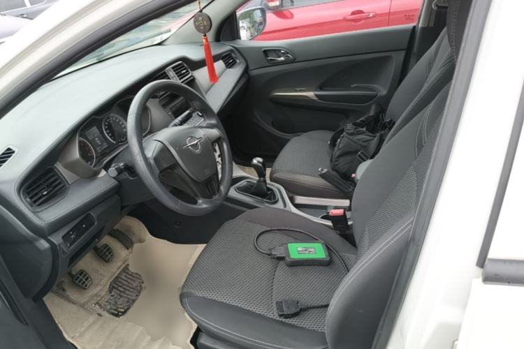 Used Haima M3 2017 1.5L Manual Fashion Edition Left Front Seat