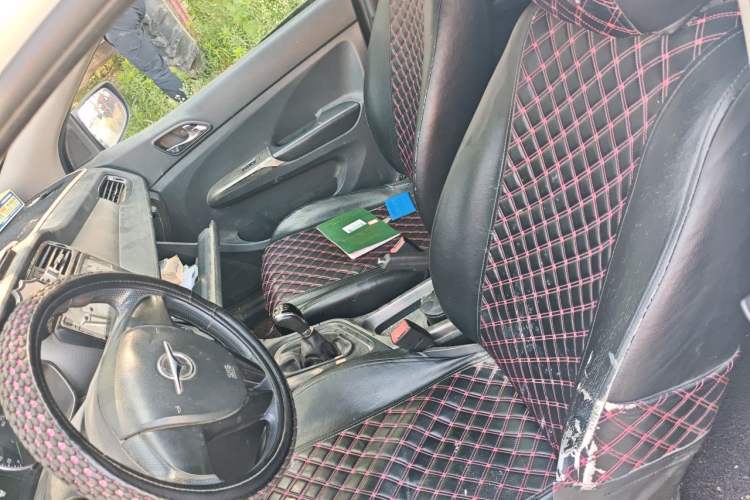 Used Haima M3 2017 1.5L Manual Fashion Edition Left Front Seat