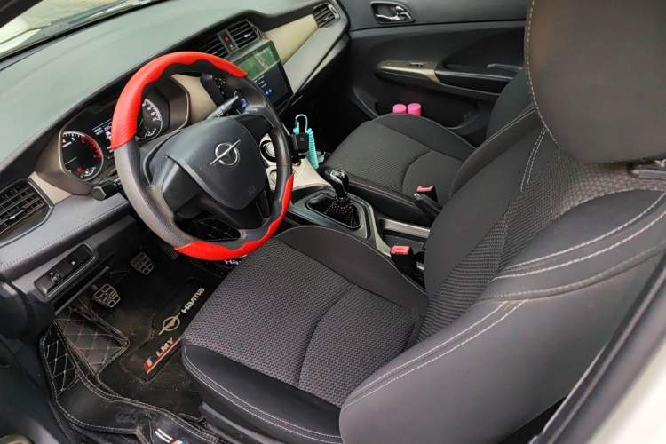 Used Haima M3 2017 1.5L Manual Fashion Edition Left Front Seat