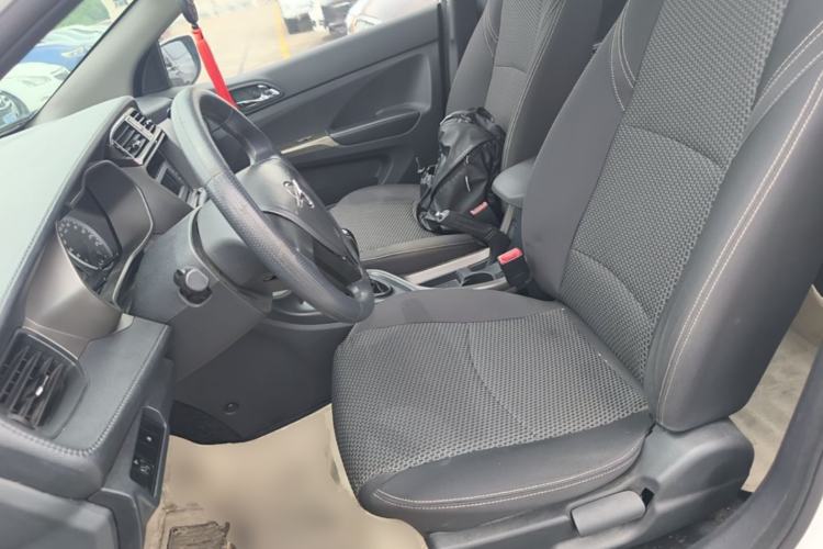 Used Haima M3 2017 1.5L Manual Fashion Edition Left Front Seat