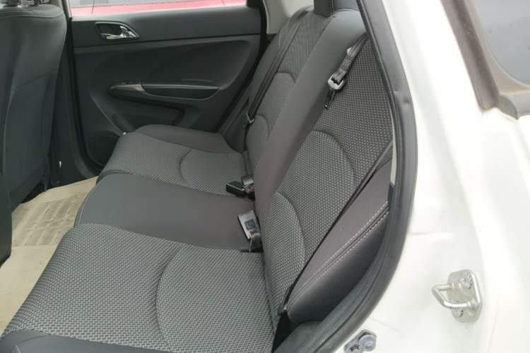 Used Haima M3 2017 1.5L Manual Fashion Edition Left Rear Seat
