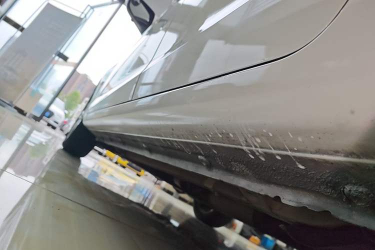 Used Haima M3 2017 1.5L Manual Fashion Edition Left Side Sill