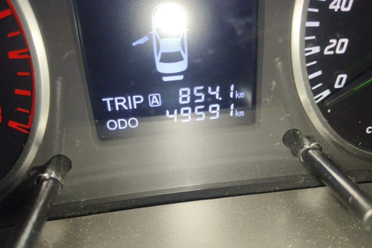 Used Haima M3 2017 1.5L Manual Comfort Model Odometer Close Up
