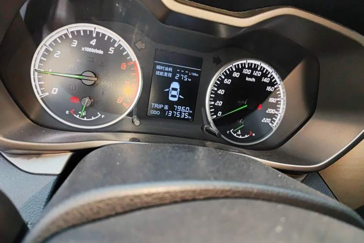Used Haima M3 2017 1.5L Manual Fashion Edition Odometer Close Up