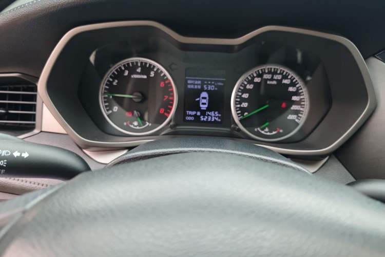 Used Haima M3 2017 1.5L Manual Fashion Edition Odometer Close Up