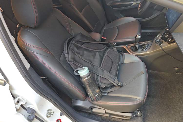 Used Haima M3 2017 1.5L Manual Comfort Model Right Front Seat