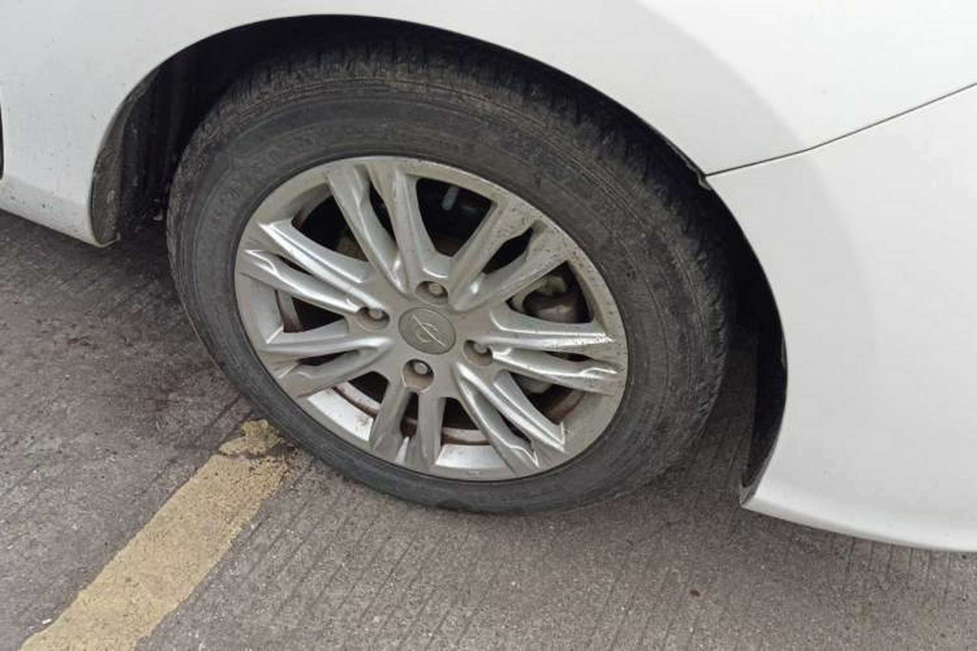 Used Haima M3 2017 1.5L Manual Comfort Model Right Front Wheel Hub