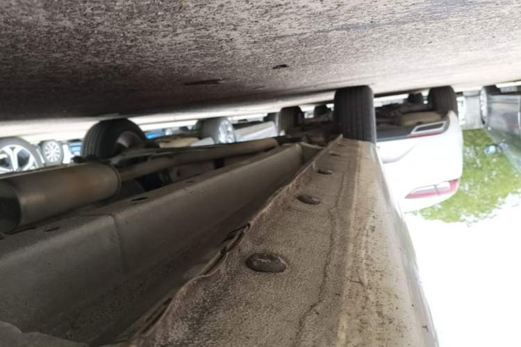 Used Haima M3 2017 1.5L Manual Fashion Edition Right Side Sill