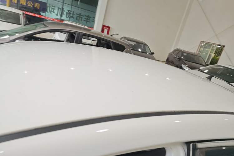 Used Haima M3 2017 1.5L Manual Fashion Edition Roof