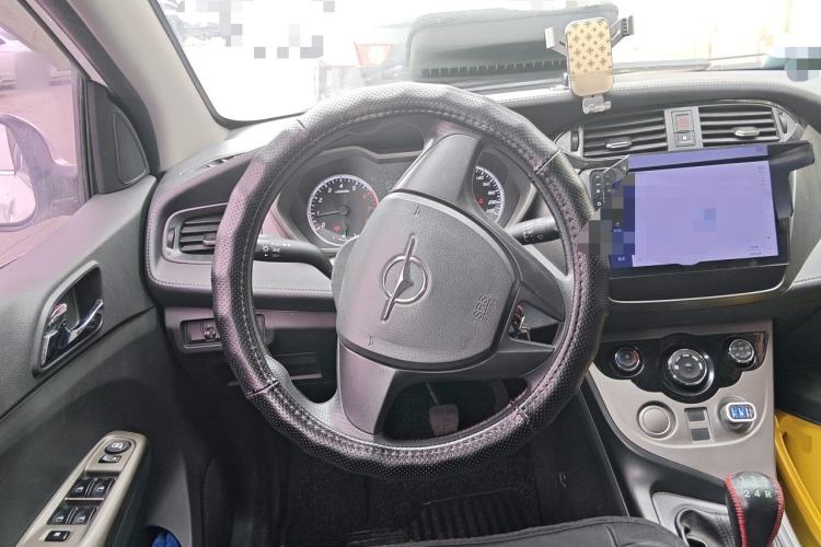 Used Haima M3 2017 1.5L Manual Fashion Edition Steering Wheel