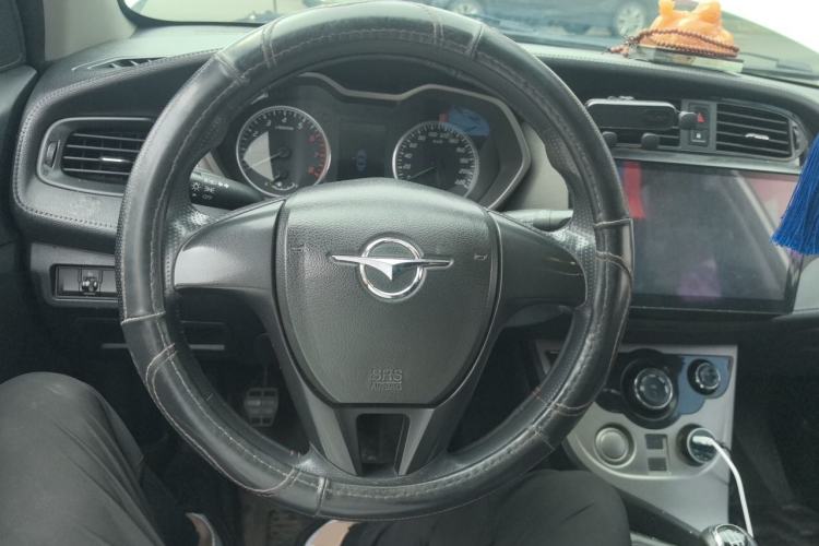 Used Haima M3 2017 1.5L Manual Comfort Model Steering Wheel