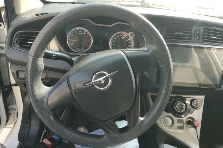 Used Haima M3 2017 1.5L Manual Comfort Model Steering Wheel