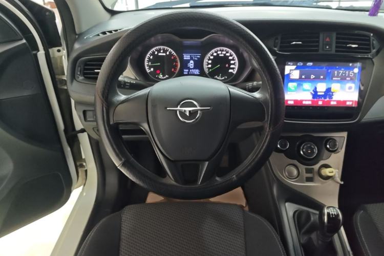 Used Haima M3 2017 1.5L Manual Fashion Edition Steering Wheel