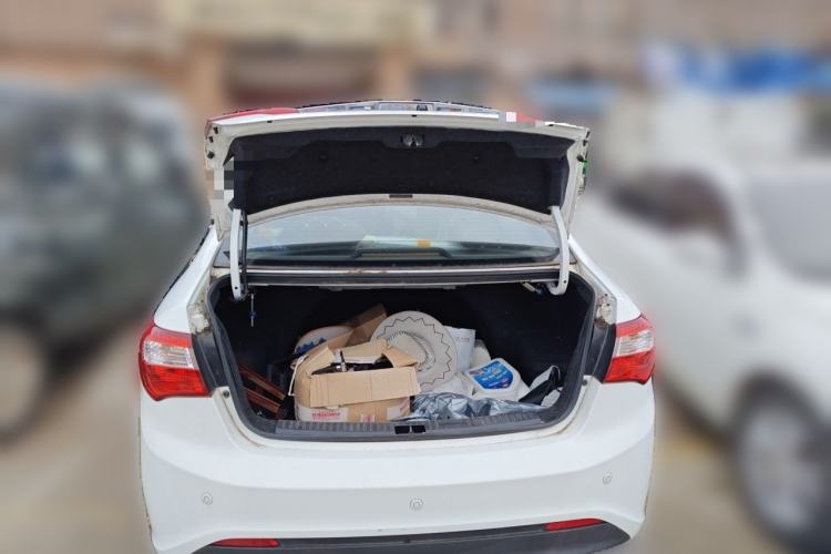 Used Haima M3 2017 1.5L Manual Luxury Version Trunk