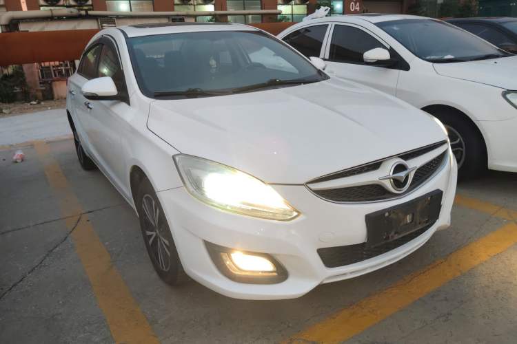 Used Haima M6 2017 1.6L Manual Sport Smart Model Front Right 45 Deg