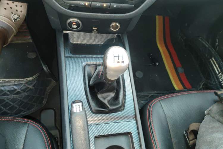 Used Haima M6 2017 1.6L Manual Sport Smart Model Gear Lever