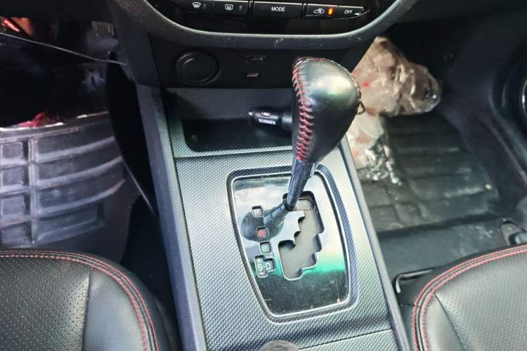 Used Haima M6 2015 1.5T CVT Sporty Smart Model Gear Lever