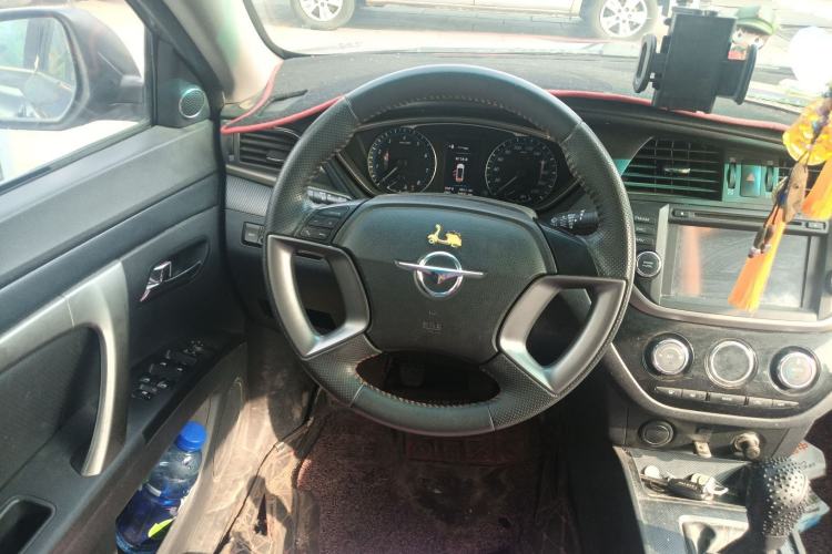 Used Haima M6 2015 1.5T Manual Luxury Model Steering Wheel
