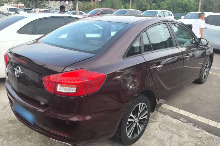 Used Haima M6 2015 1.5T CVT Sport Premium Model Exterior 3
