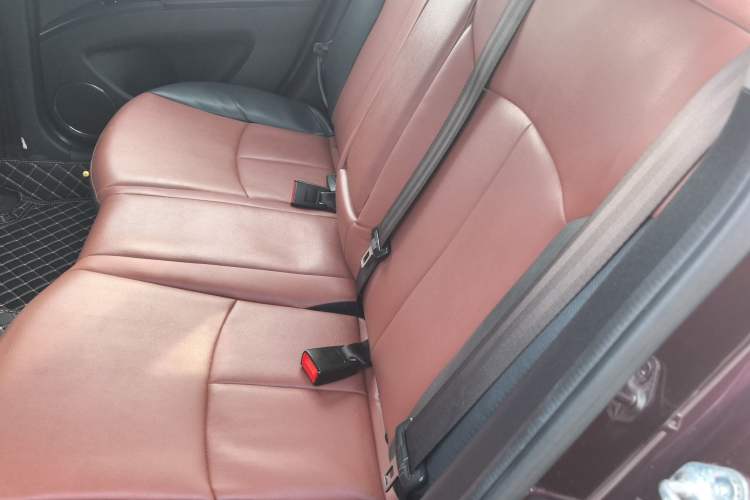 Used Haima M6 2015 1.5T CVT Sport Premium Model Interior 1