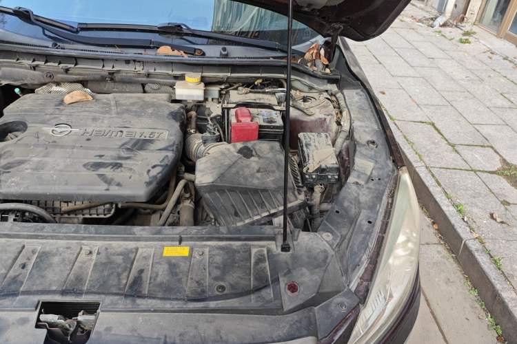 Used Haima M6 2015 1.5T CVT Sport Premium Model Engine Bay Left