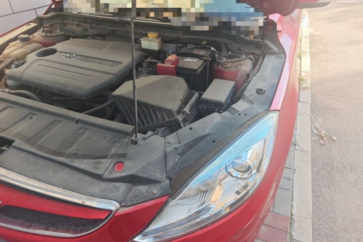 Used Haima M6 2015 1.5T Manual Luxury Model Engine Bay Left