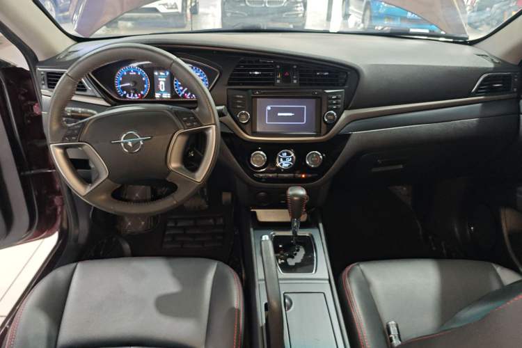 Used Haima M6 2015 1.5T CVT Luxury Model Interior 2