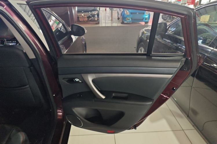 Used Haima M6 2015 1.5T CVT Luxury Model Interior 6