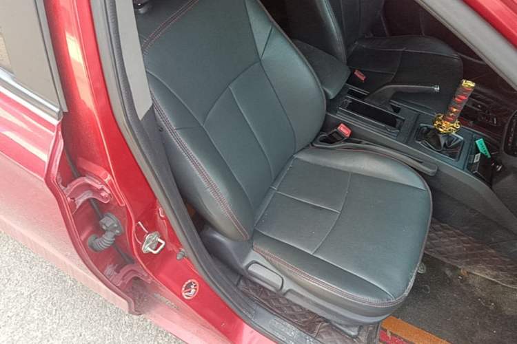Used Haima M6 2015 1.5T Manual Luxury Model Right Front Seat