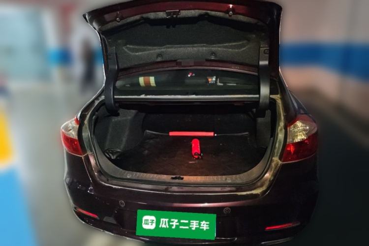 Used Haima M6 2015 1.5T CVT Sporty Smart Model Trunk