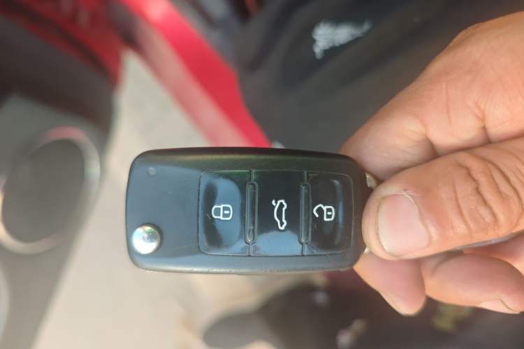 Used Haima M6 2015 1.5T Manual Luxury Model Vehicle Key