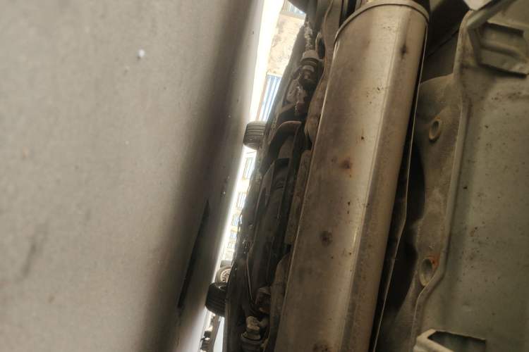 Used Haima M6 2015 1.5T Manual Luxury Model Chassis Rear