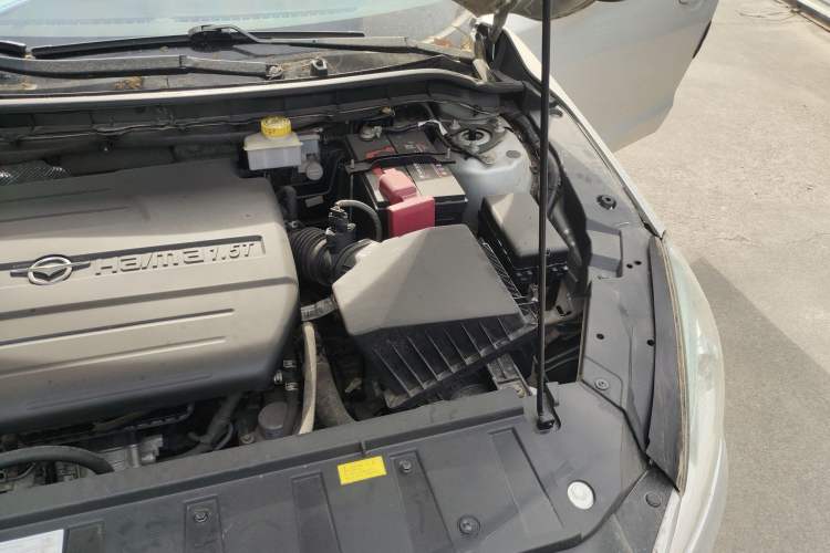Used Haima M6 2015 1.5T Manual Luxury Model Engine Bay Left