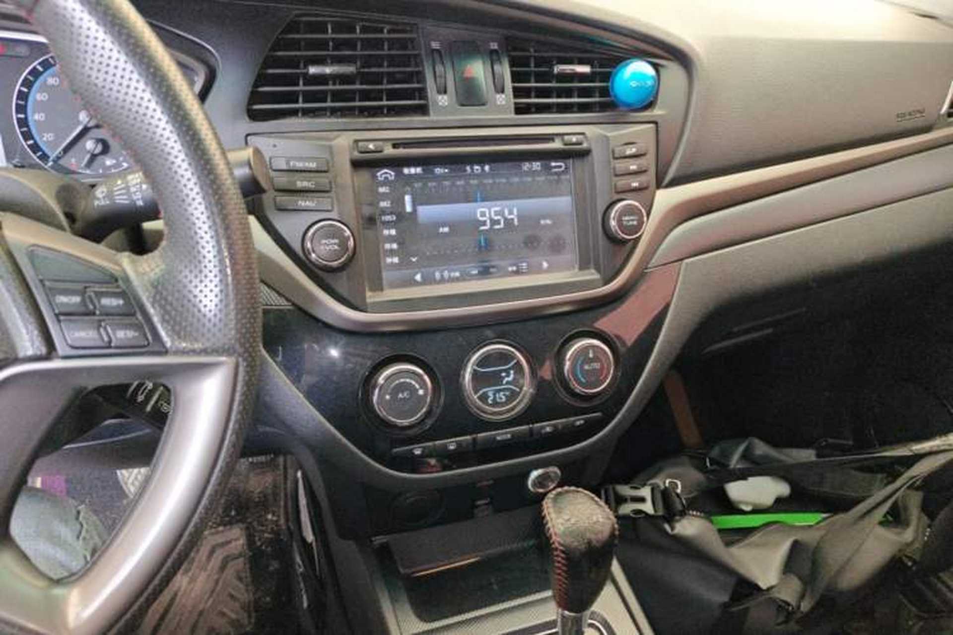 Used Haima M6 2015 1.5T CVT Luxury Model Audio And AC Panel