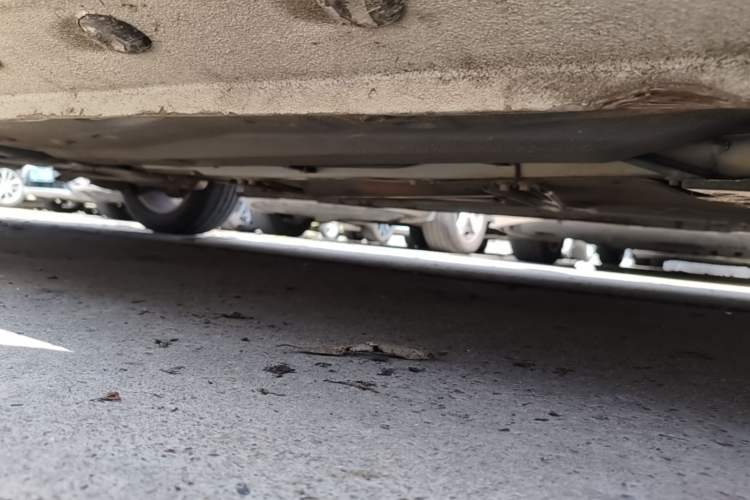 Used Haima M6 2015 1.5T CVT Luxury Model Chassis Front Right