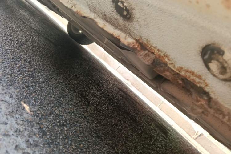Used Haima M6 2015 1.5T Manual Comfort Model Chassis Rear Left