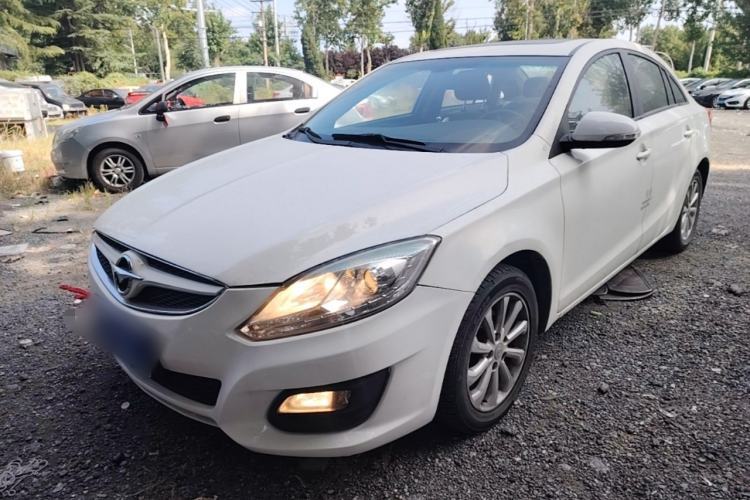 Used Haima M6 2015 1.5T CVT Sporty Smart Model Guazi used car, China used car export, Used car for sale, Used Haima cars, Cheapest cars for sale