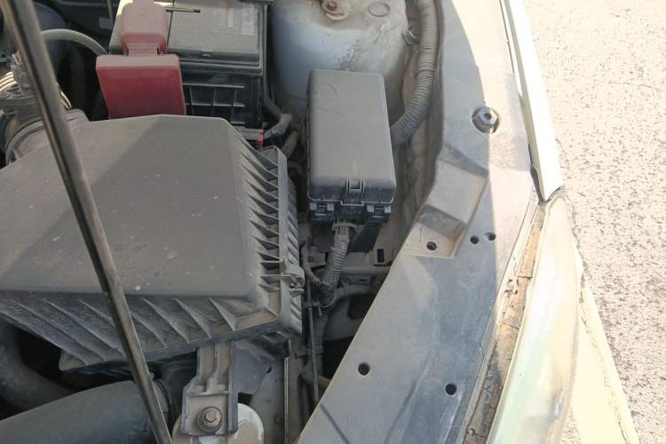 Used Haima M6 2015 1.5T Manual Comfort Model Engine Bay Left