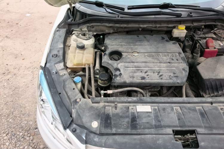 Used Haima M6 2015 1.5T CVT Sporty Smart Model Engine Bay Right