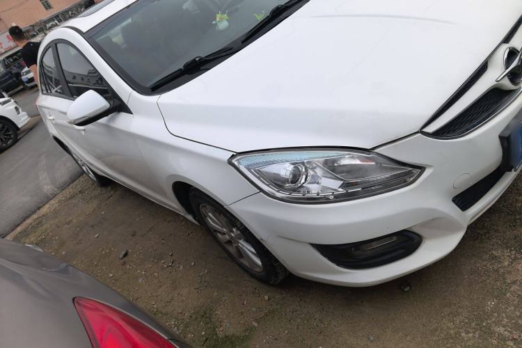 Used Haima M6 2015 1.5T CVT Sporty Smart Model Exterior 2