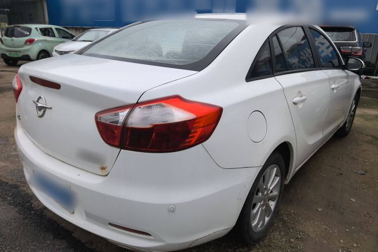 Used Haima M6 2015 1.5T CVT Sporty Smart Model Exterior 3
