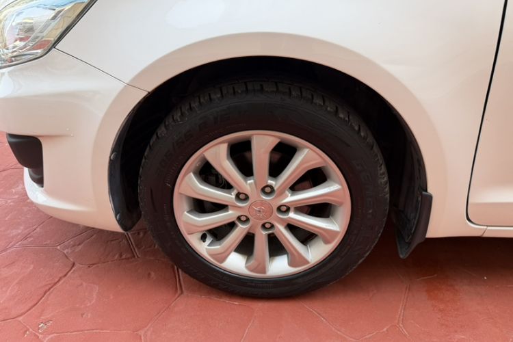 Used Haima M6 2015 1.5T CVT Sporty Smart Model Exterior 6
