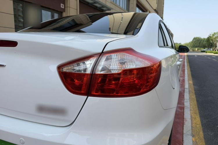 Used Haima M6 2015 1.5T CVT Sporty Smart Model Exterior 7