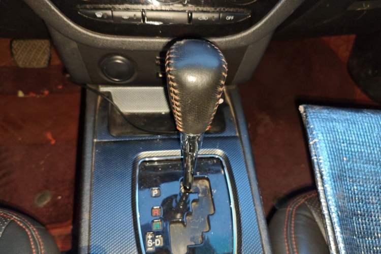 Used Haima M6 2015 1.5T CVT Luxury Model Gear Lever