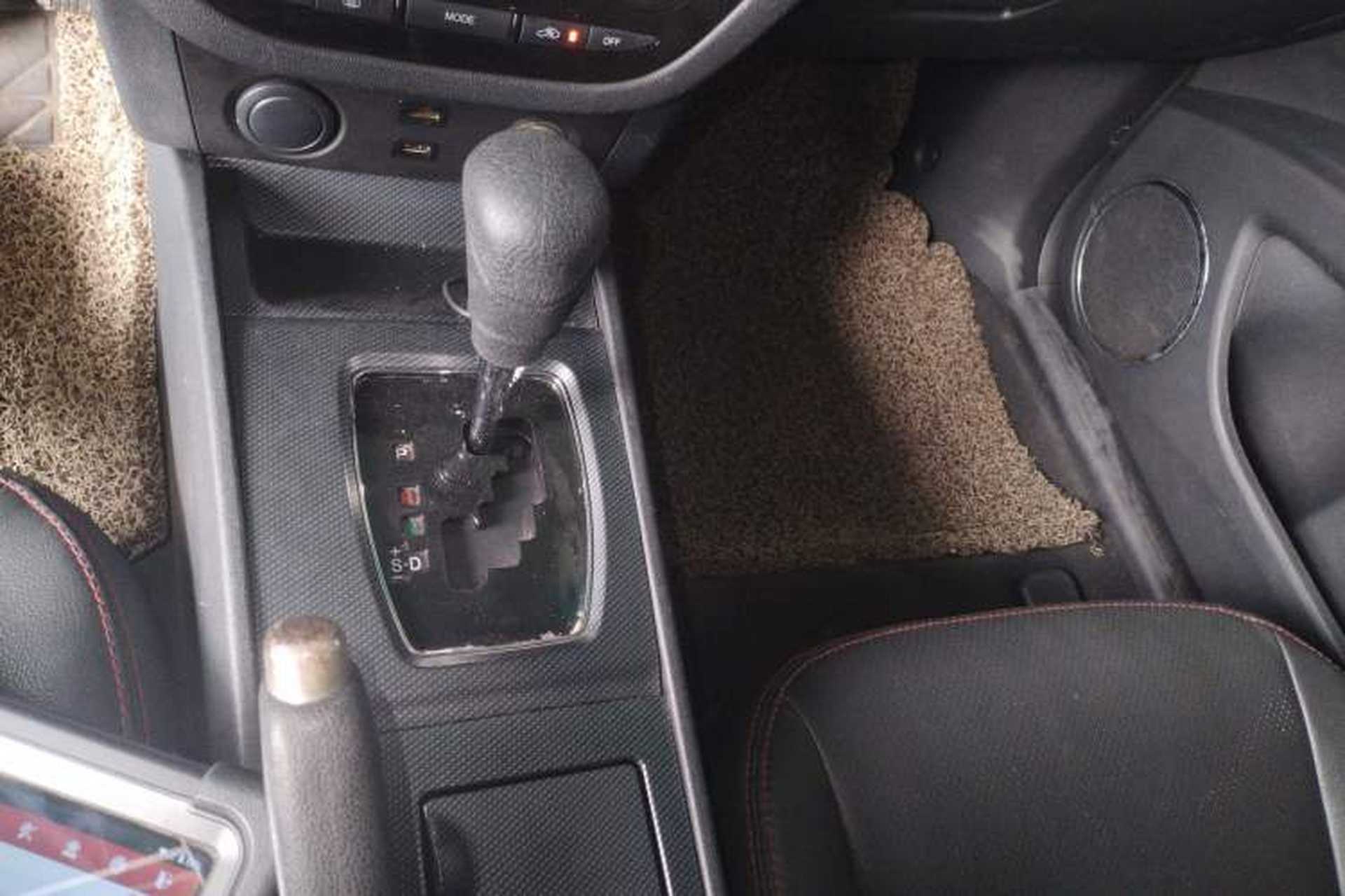 Used Haima M6 2015 1.5T CVT Luxury Model Gear Lever