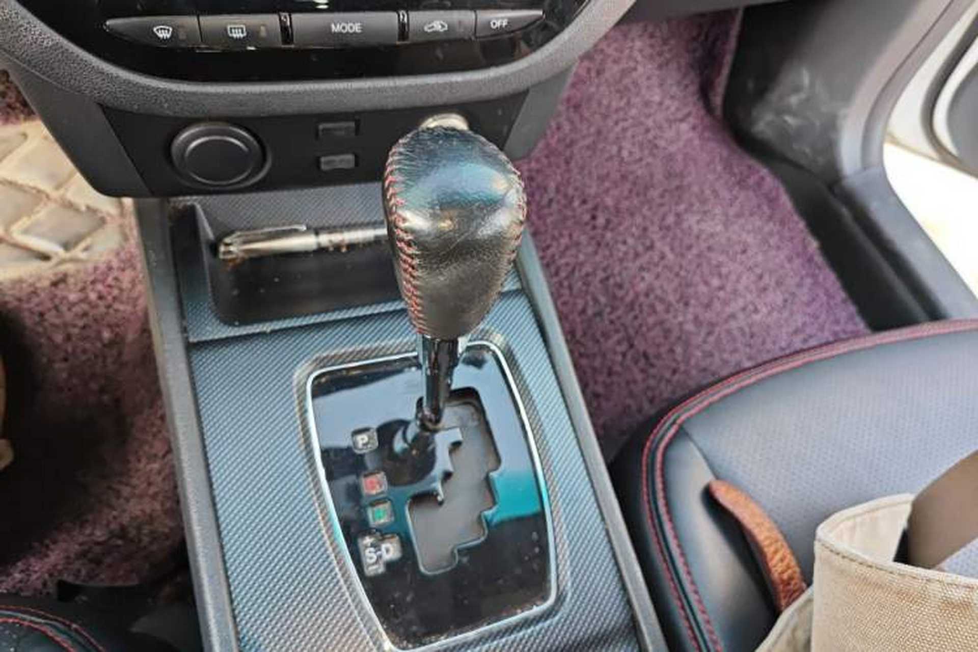 Used Haima M6 2015 1.5T CVT Sporty Smart Model Gear Lever
