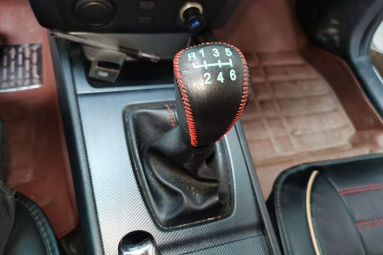 Used Haima M6 2015 1.5T Manual Luxury Model Gear Lever